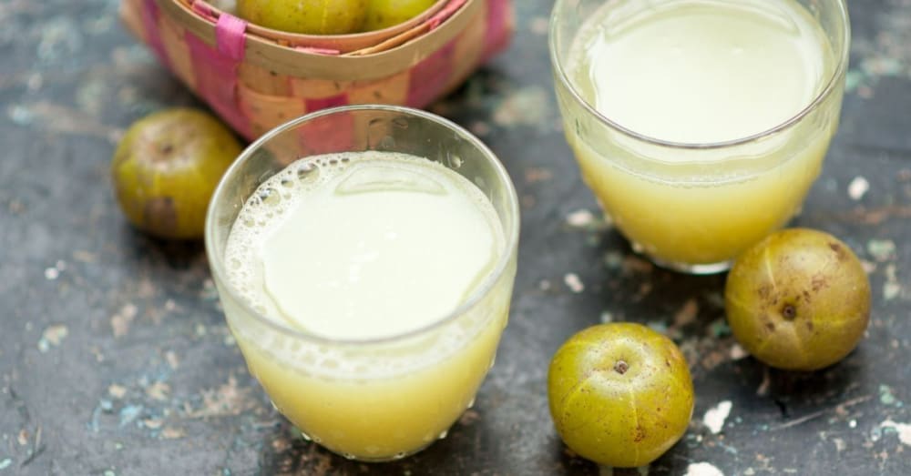 Amla Juice Ke Fayde in Hindi Health Fitness Design